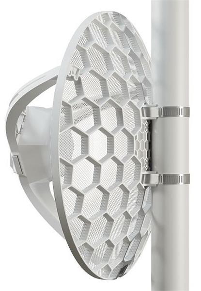 Точка доступа MikroTik LHGG LTE6 kit with 17dBi 25 degrees LTE directional antenna, Dual core 800 MHz CPU, 256MB RAM, 1x Gigabit LAN , LTE CAT6 modem for International & United States bands 1/2/3/5/7/8/12/17/20/25/